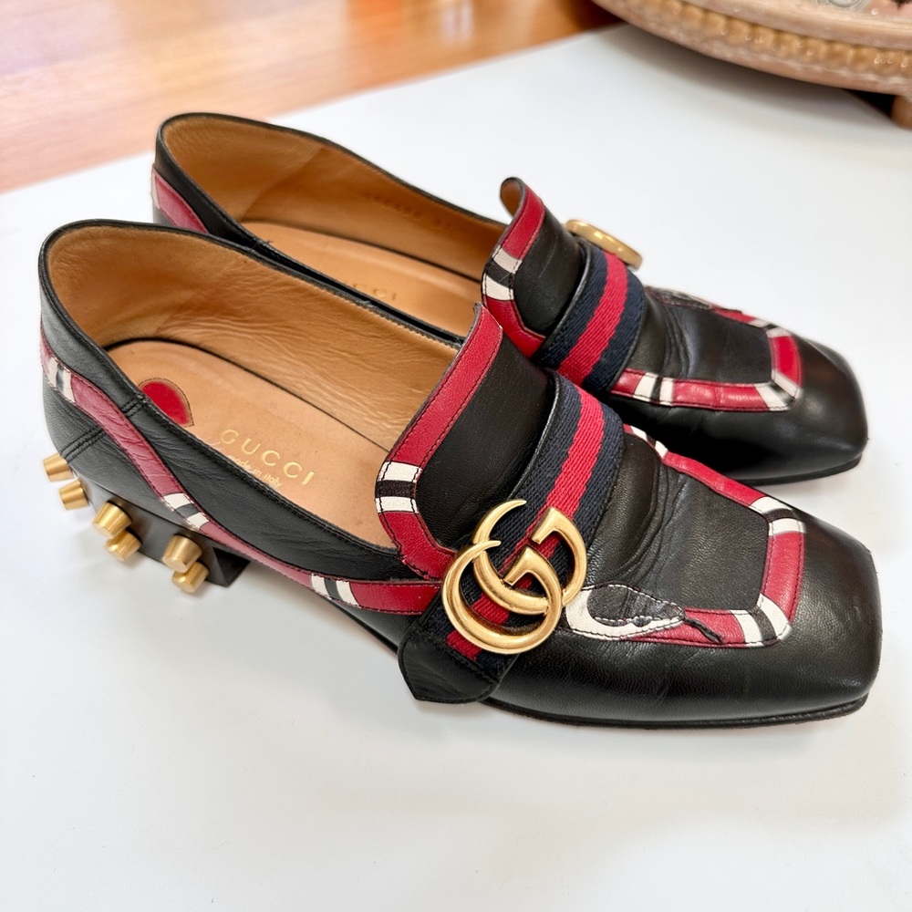 Authentic Gucci Marmont loafers in sz 37
